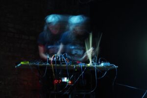 Billy Roisz Jakob König, Trembling Horizons